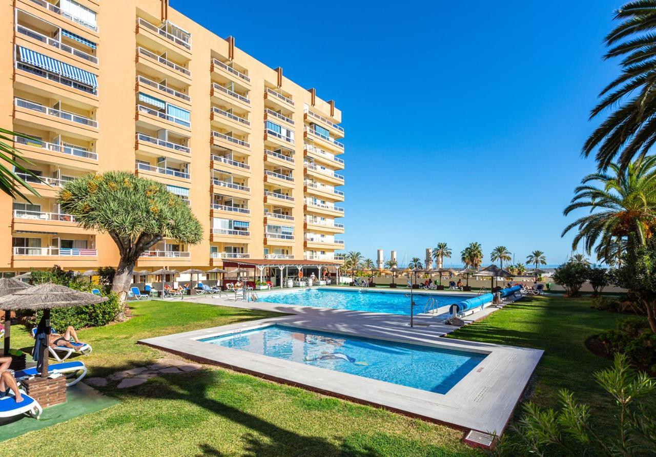 Hotel Apartamentos Pyr Fuengirola Exterior photo