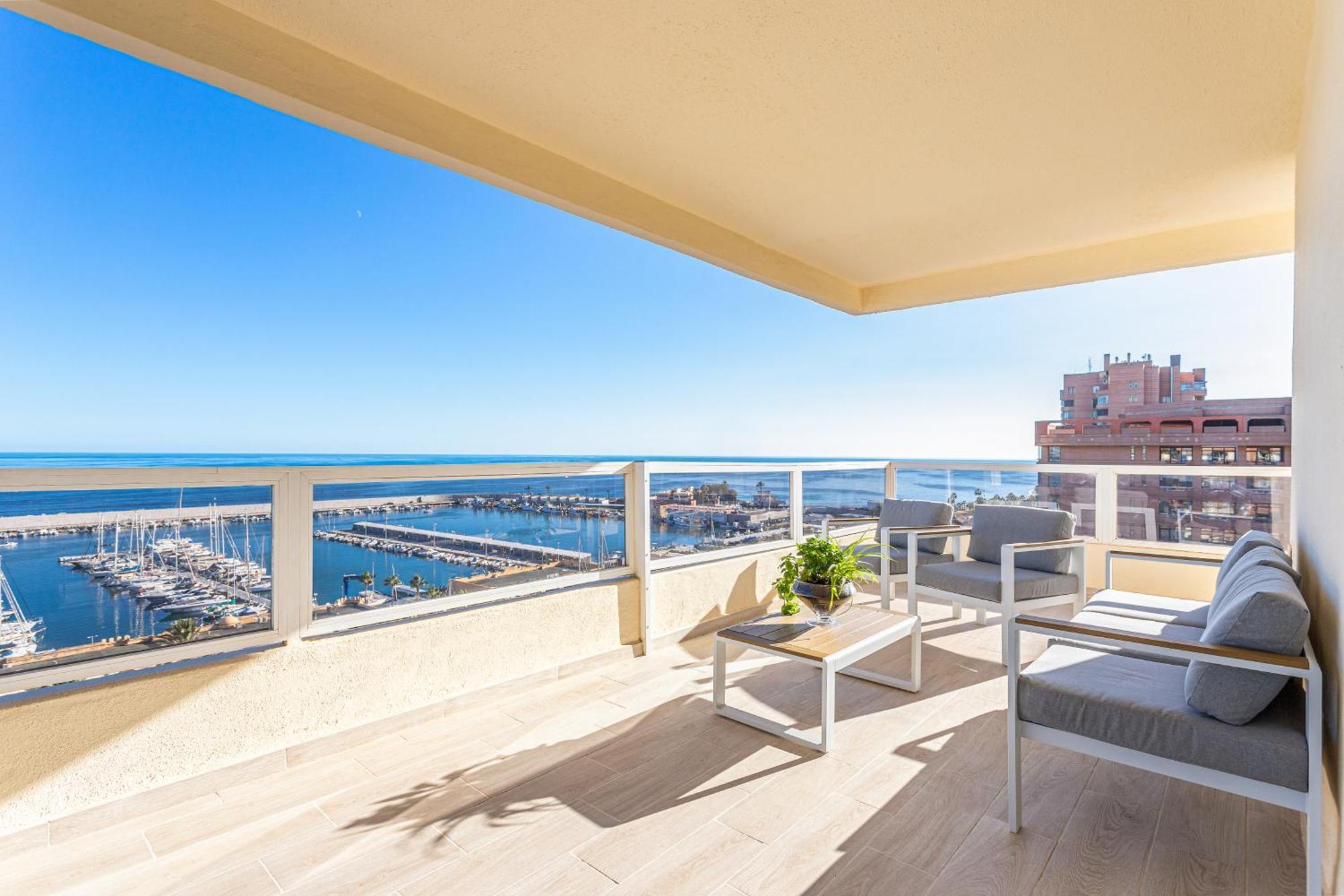 Hotel Apartamentos Pyr Fuengirola Exterior photo