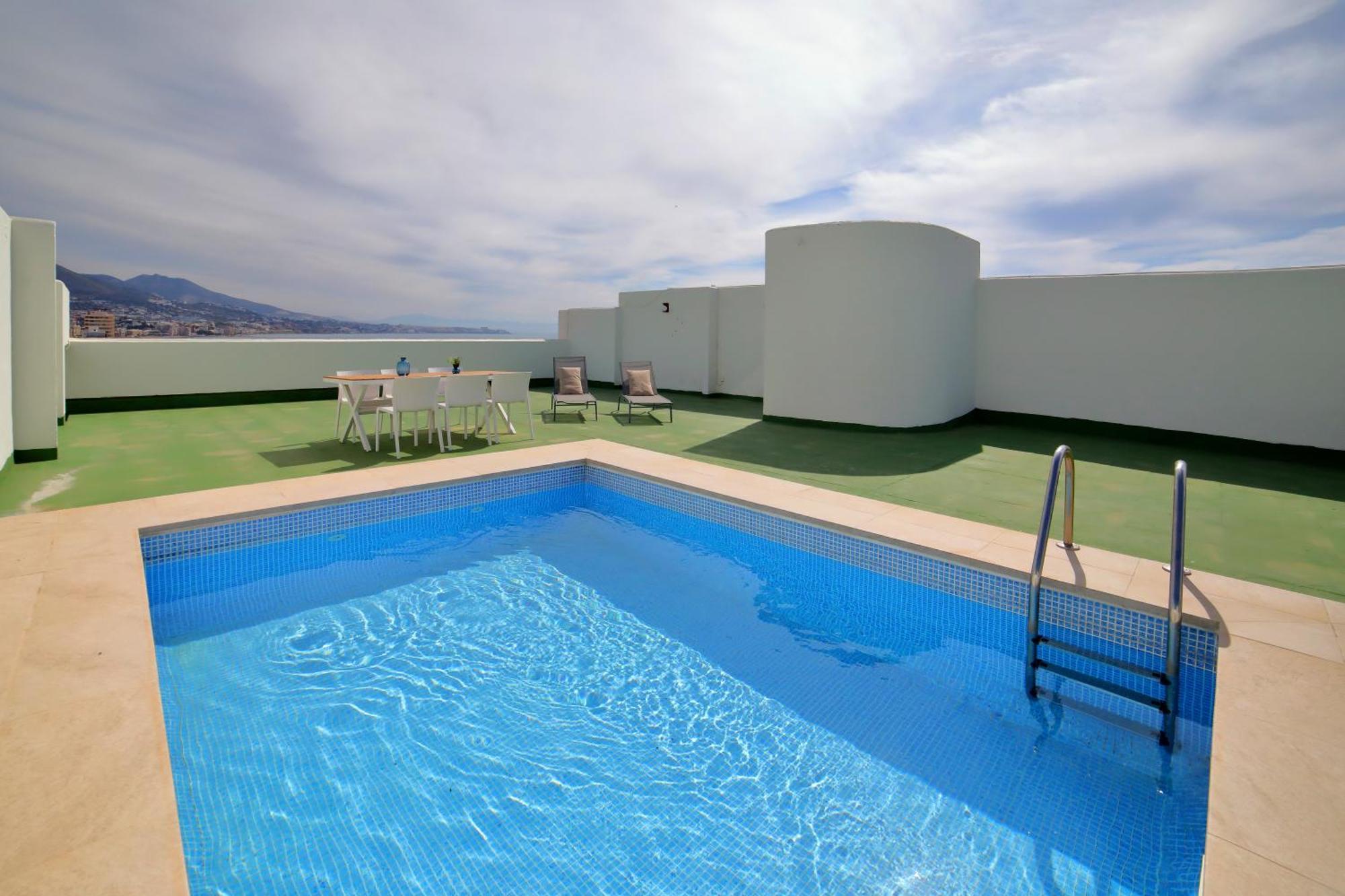 Hotel Apartamentos Pyr Fuengirola Exterior photo